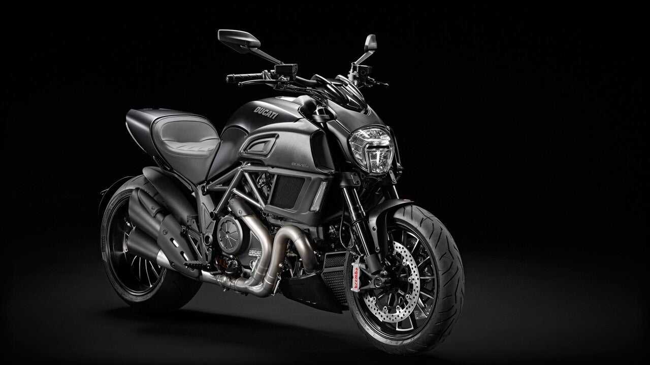 Ducati, Ducati 1200 Diavel (13-15)